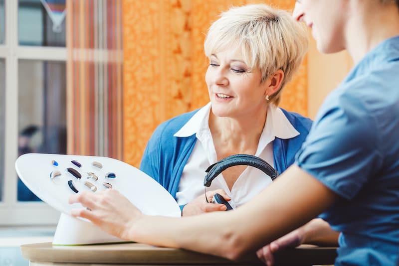 Tips for Selecting Hearing Aids
